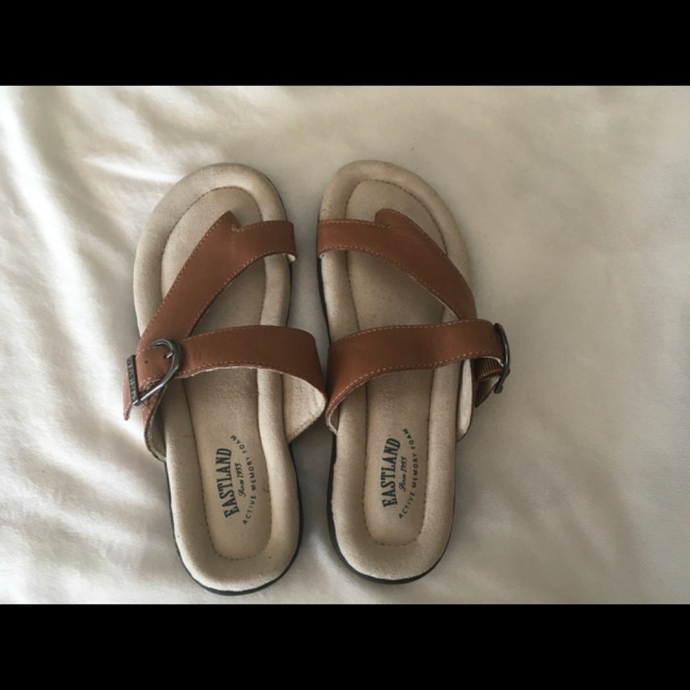 🌴SANDALS
